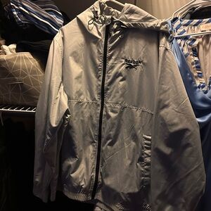 BRAND NEW Reebok Men's Light Gray Windbreaker